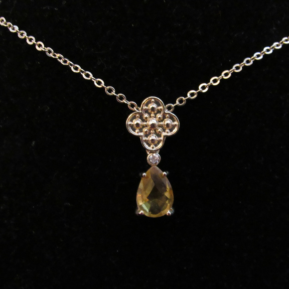 Deep Yellow Crystal Teardrop Necklace Earrings Set - Picture 3 of 4
